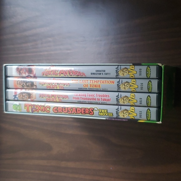 The Tox Box (The Toxic Avenger 1,2,3 & Toxic Crusaders animated film) DVD, 2002 - Picture 2 of 3